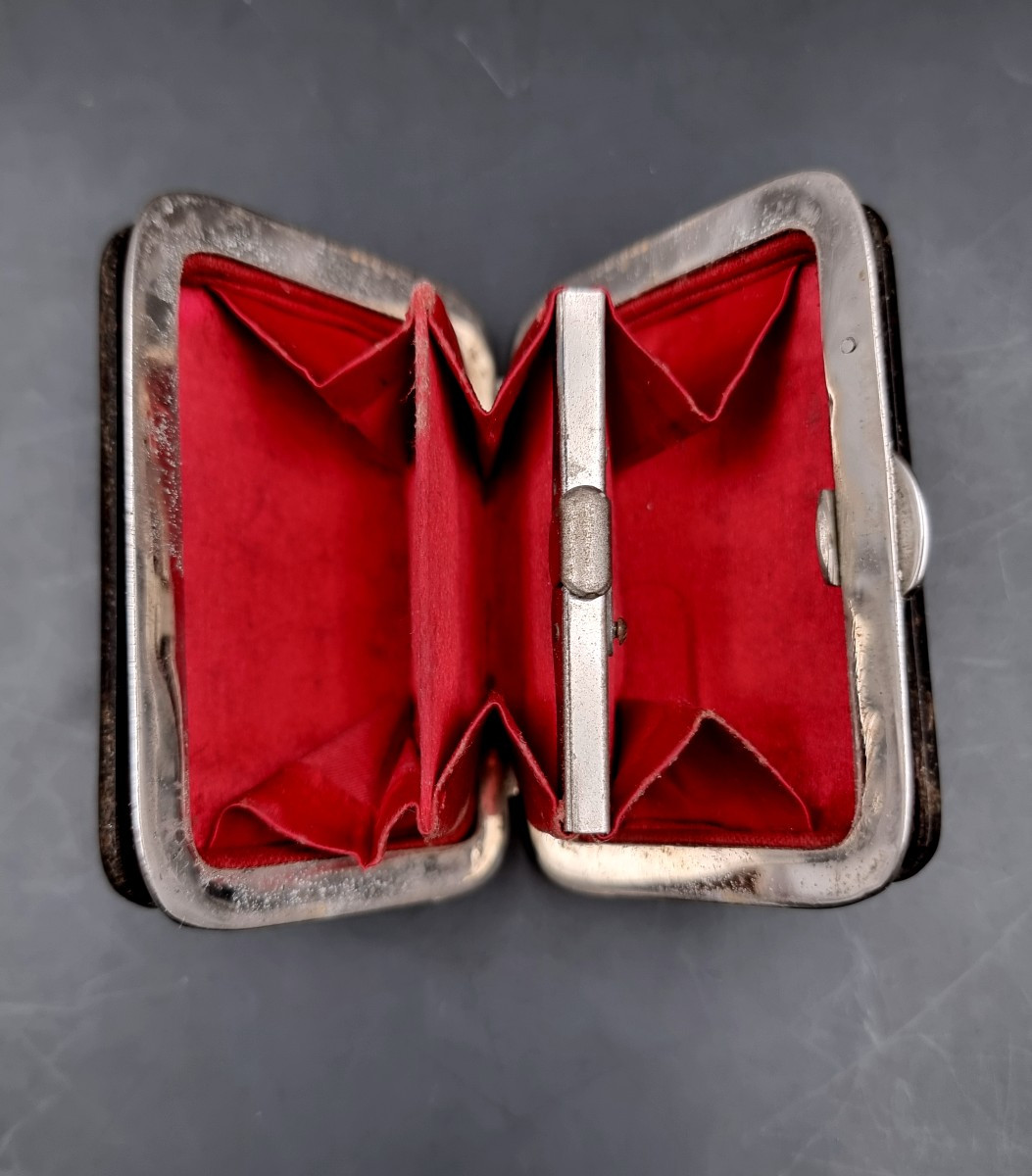 porte monnaie en écaille incrustée d'argent et de nacre-photo-4