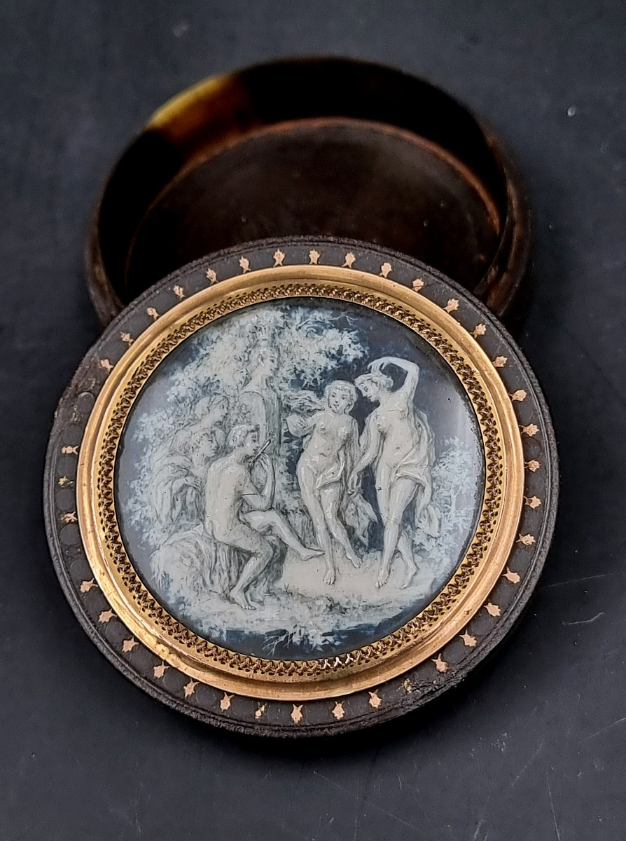 boite, incrustation et miniature représentant la danse des nymphes et le dieu Pan en grisaille-photo-3