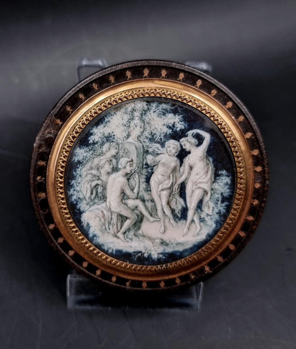 boite, incrustation et miniature représentant la danse des nymphes et le dieu Pan en grisaille-photo-3