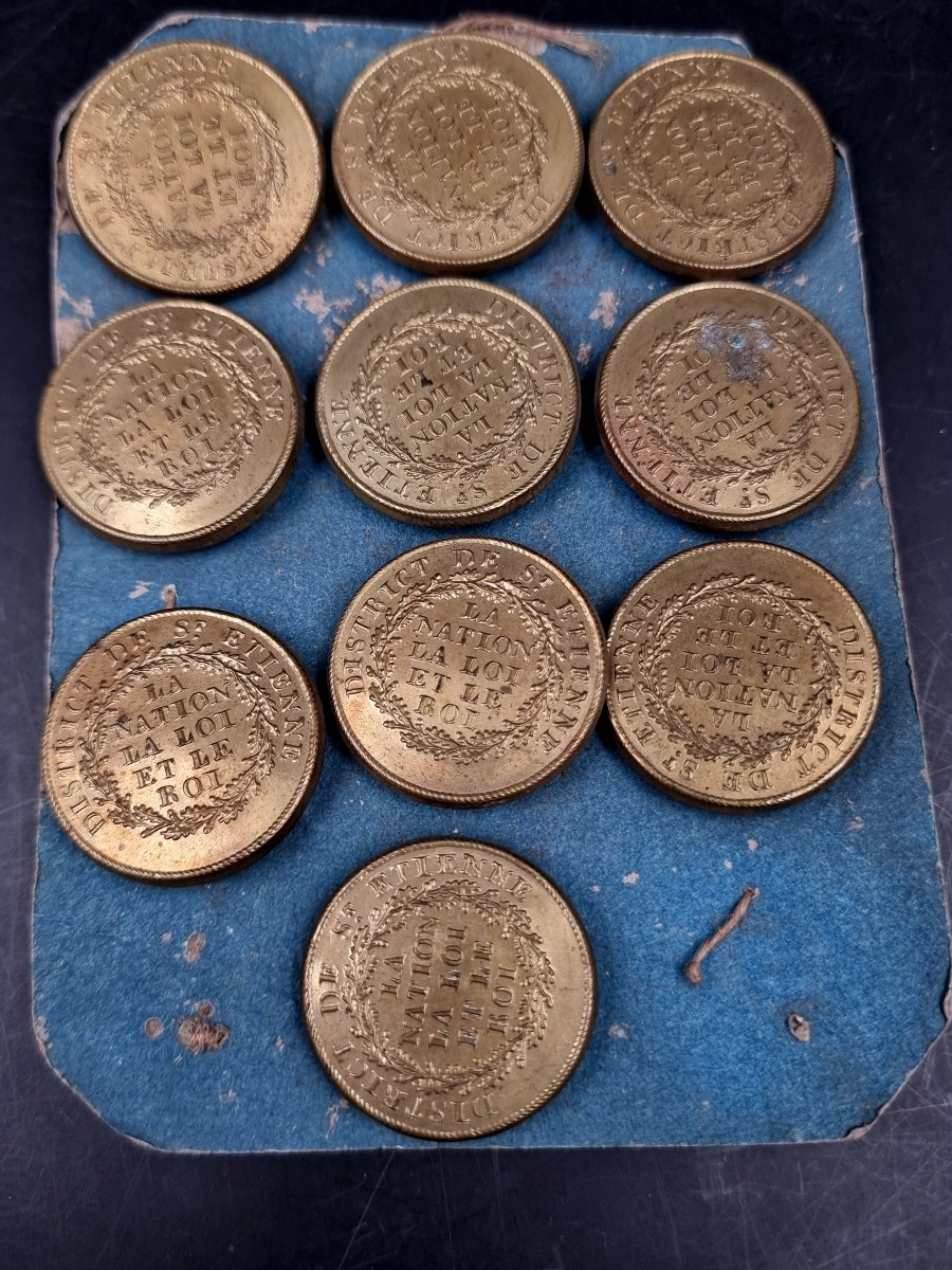 Sheet Of 10 Revolutionary Buttons, District Of St Etienne, The Nation, The Law, The King, Cheek, Wood-photo-3