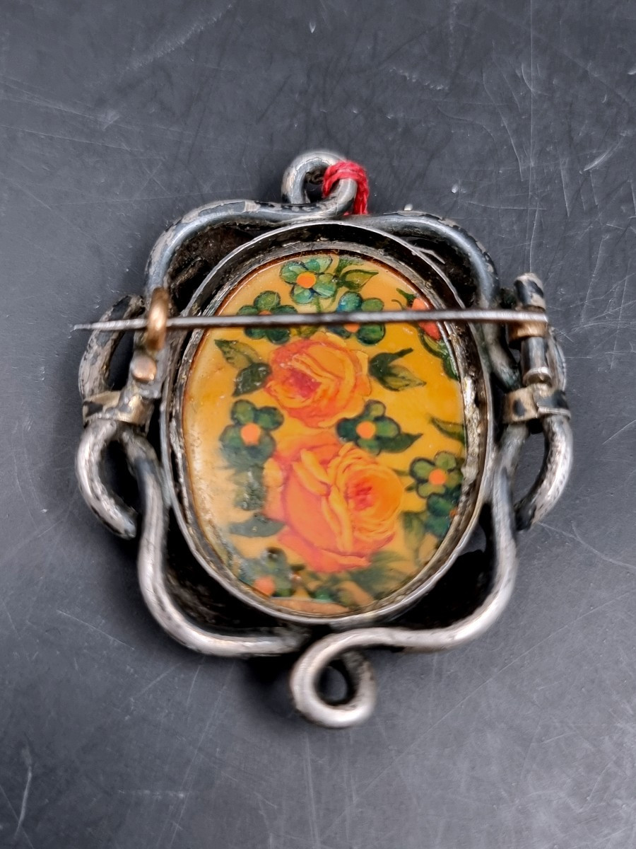 Silver Brooch With Miniature Portrait Of A French Soldier Ancien Régime Louis XVI-photo-2