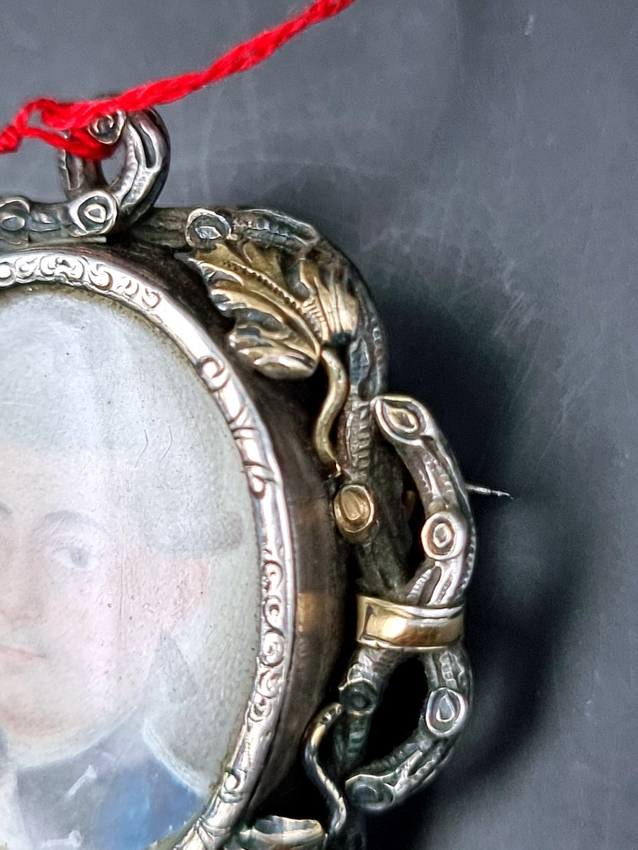 Silver Brooch With Miniature Portrait Of A French Soldier Ancien Régime Louis XVI-photo-3