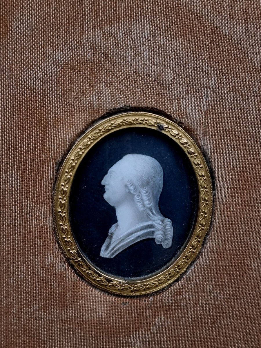 miniature profil en grisaille du roi Louis XVI époque XVIIIe siècle -photo-2