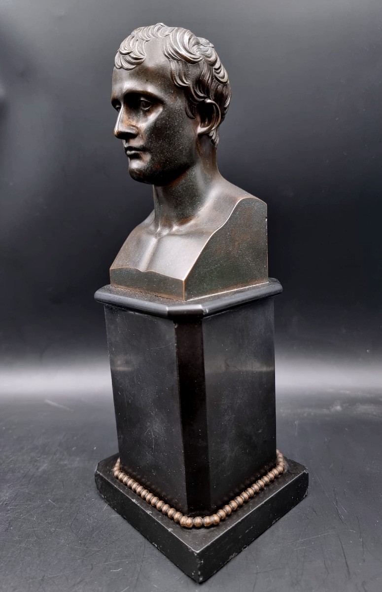 Bronze Bust Of Napoleon On A Black Marble Base-photo-2
