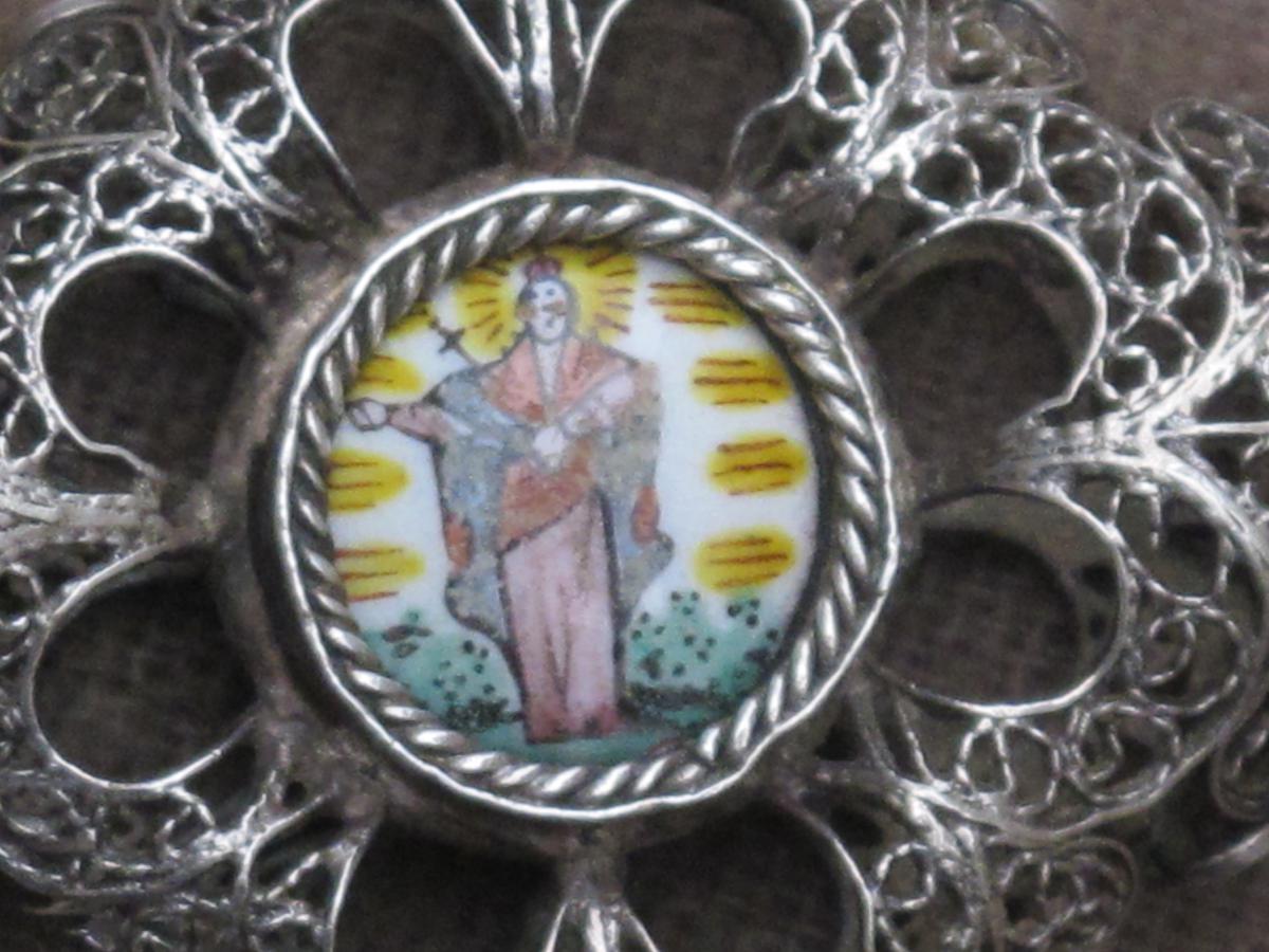 Medallion Silver Cross Pendant-photo-3