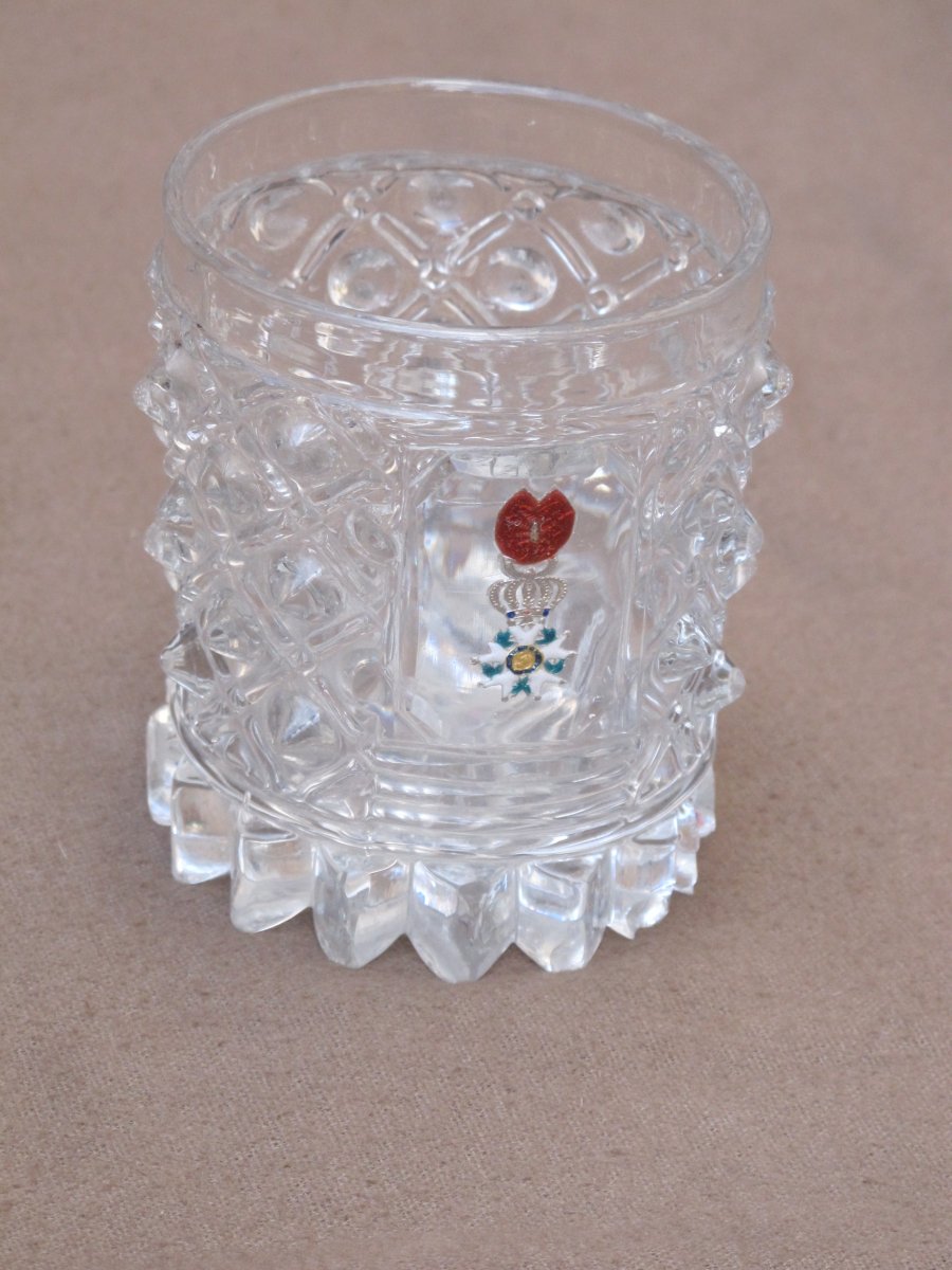 Crystal Goblet Molded With The Legion Of Honor Cristallo Ceramics Tip Glass Medal-photo-2