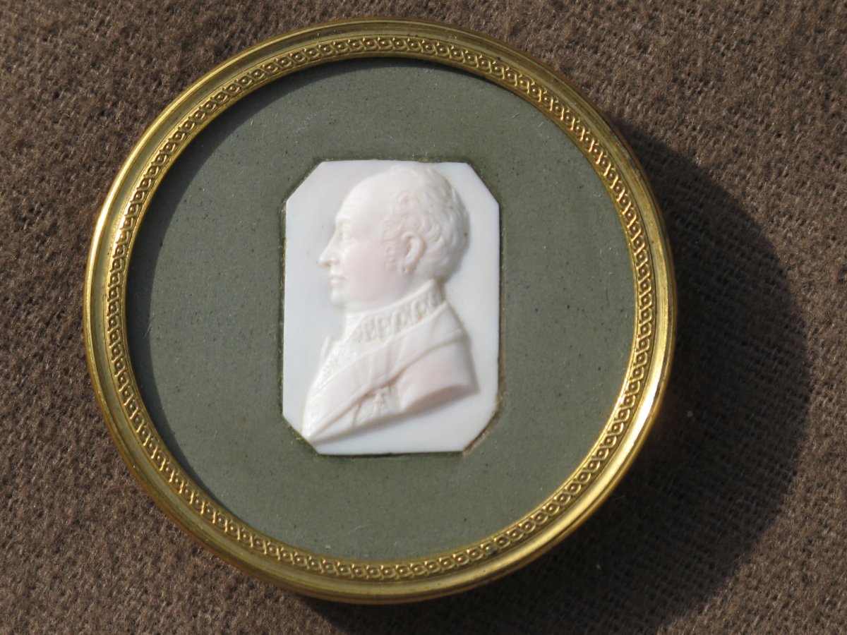 Maximilian Cameo Of King Of Bavaria From Wittelsbach Entourage In Marble? Brass Strapping