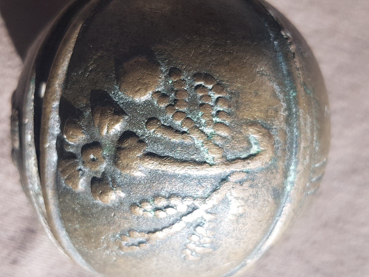 Bronze Post Horse Bell With Flower Decor Late Eighteenth Century-photo-2