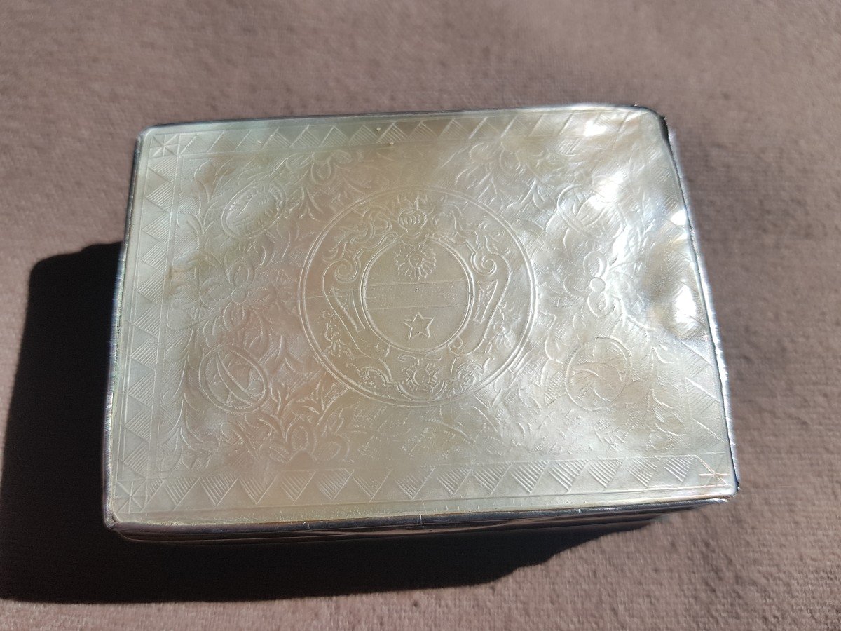 Box In Mother Of Pearl Armorial Helmet, Cross Of Saint Louis Soleil Star Fascia Silver Mount-photo-2