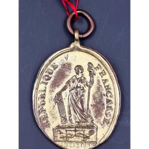 Médaille Révolutionnaire Tribunal  De La Côte d'Or  Action De La Loi République Française 