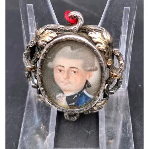 broche argent  avec miniature portrait d'un militaire soldat français ancien régime Louis XVI