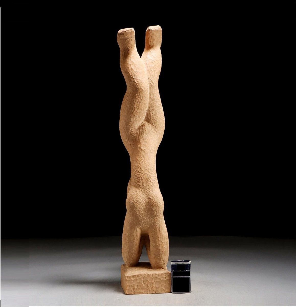 Femme contorsionniste - bois taille directe   78cm par Yokohama 1940-2023   #733-photo-3