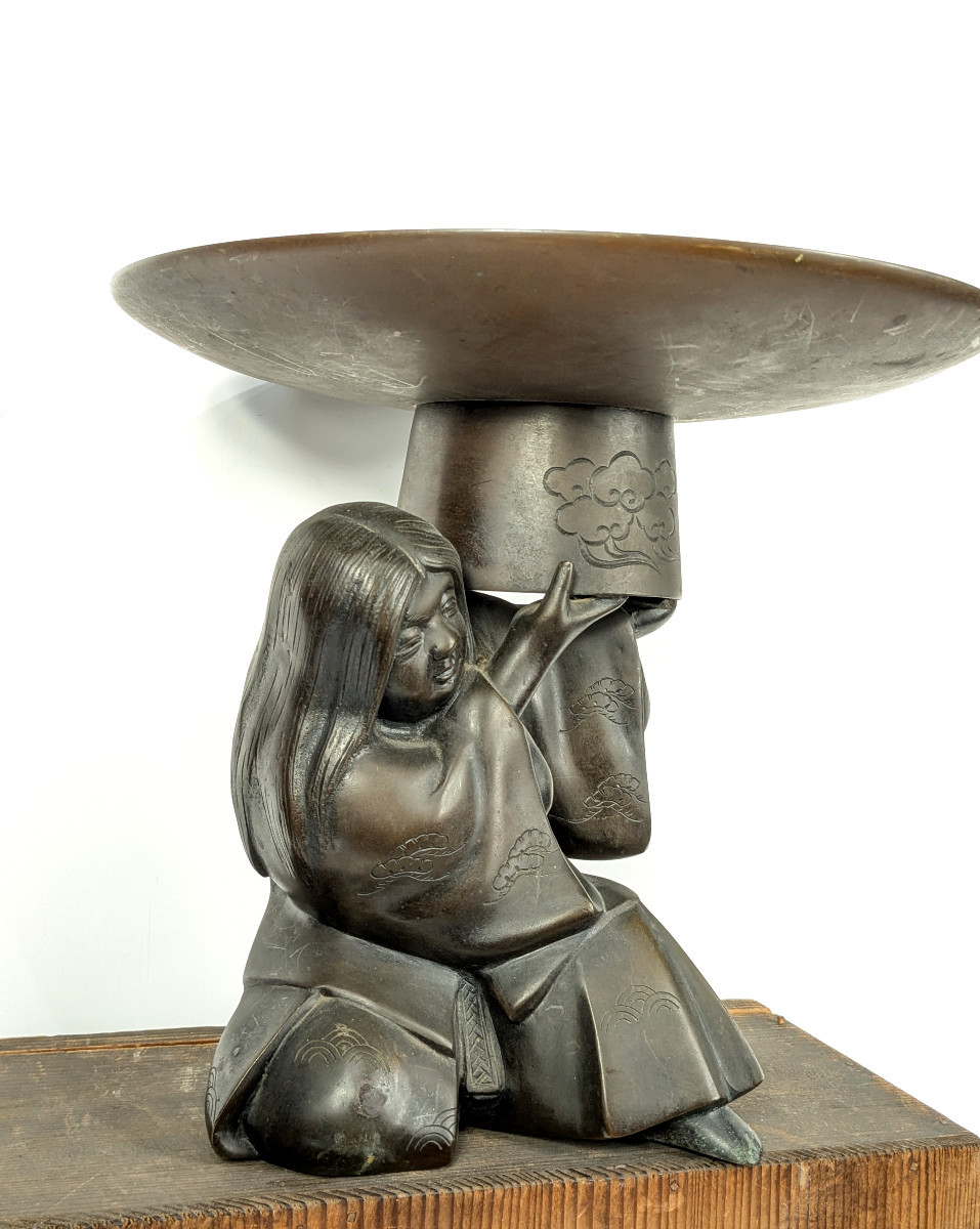 Figure In Kimono Carrying A Cup - Tea Ceremony - Bronze Showa 1950-70 #374-photo-3