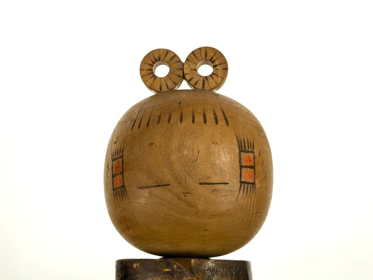 Poupée kokeshi vêtue d'écorce - circa 1970 --photo-6