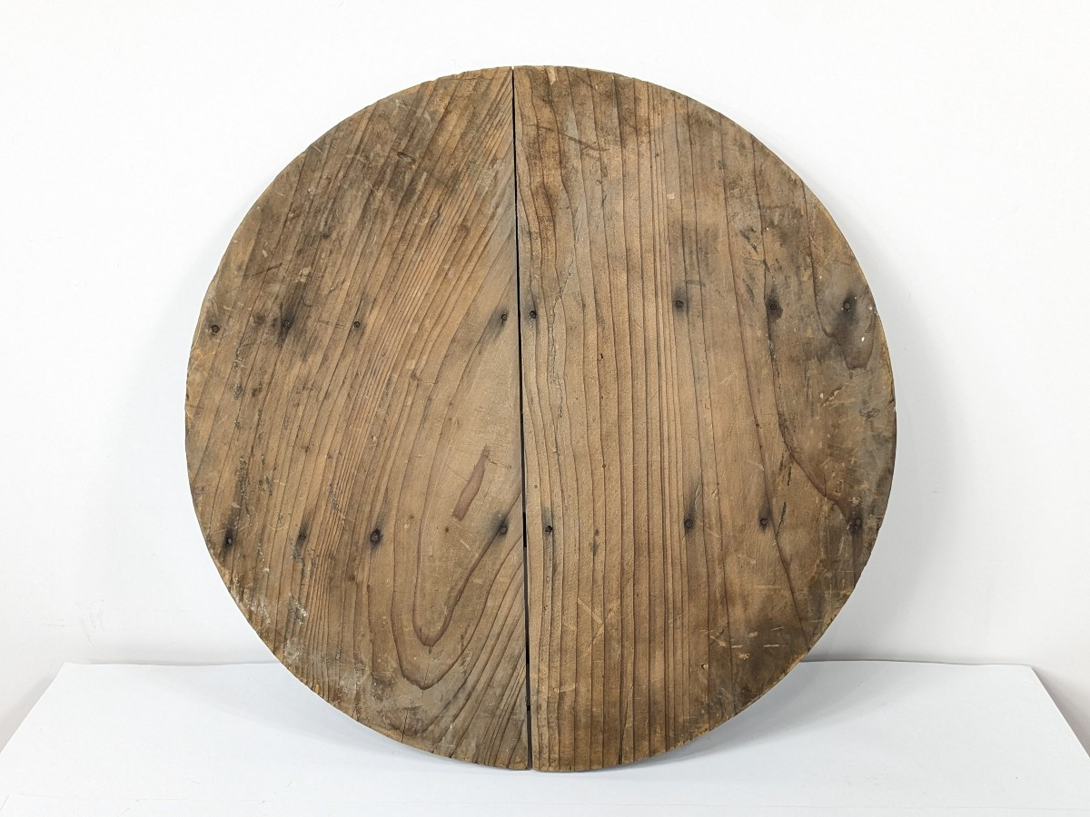 Circular Base - Wabi Sabi - Japan Early 20th Century - Studio Atmosphere No. 1-photo-2