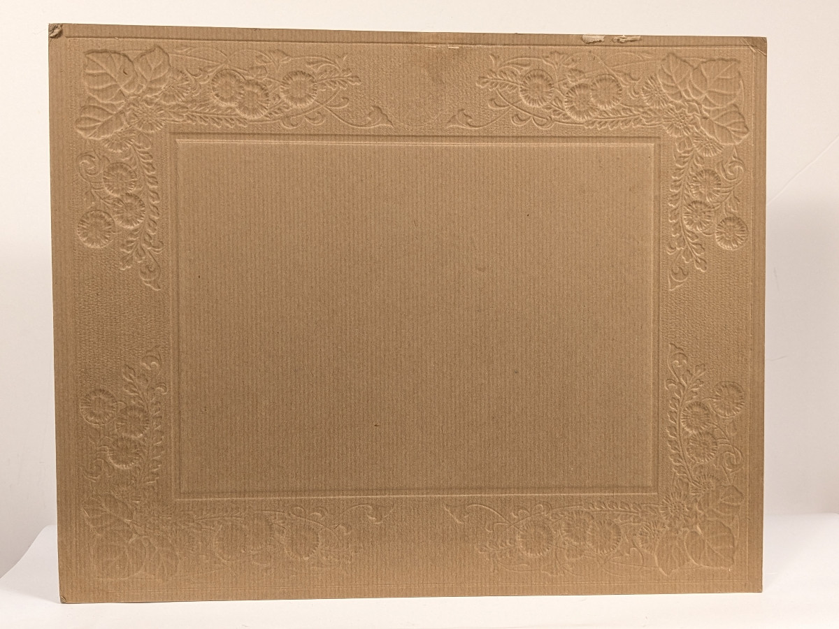 An Imperial Embroidered Couple - Japan, Early 20th Century-photo-4