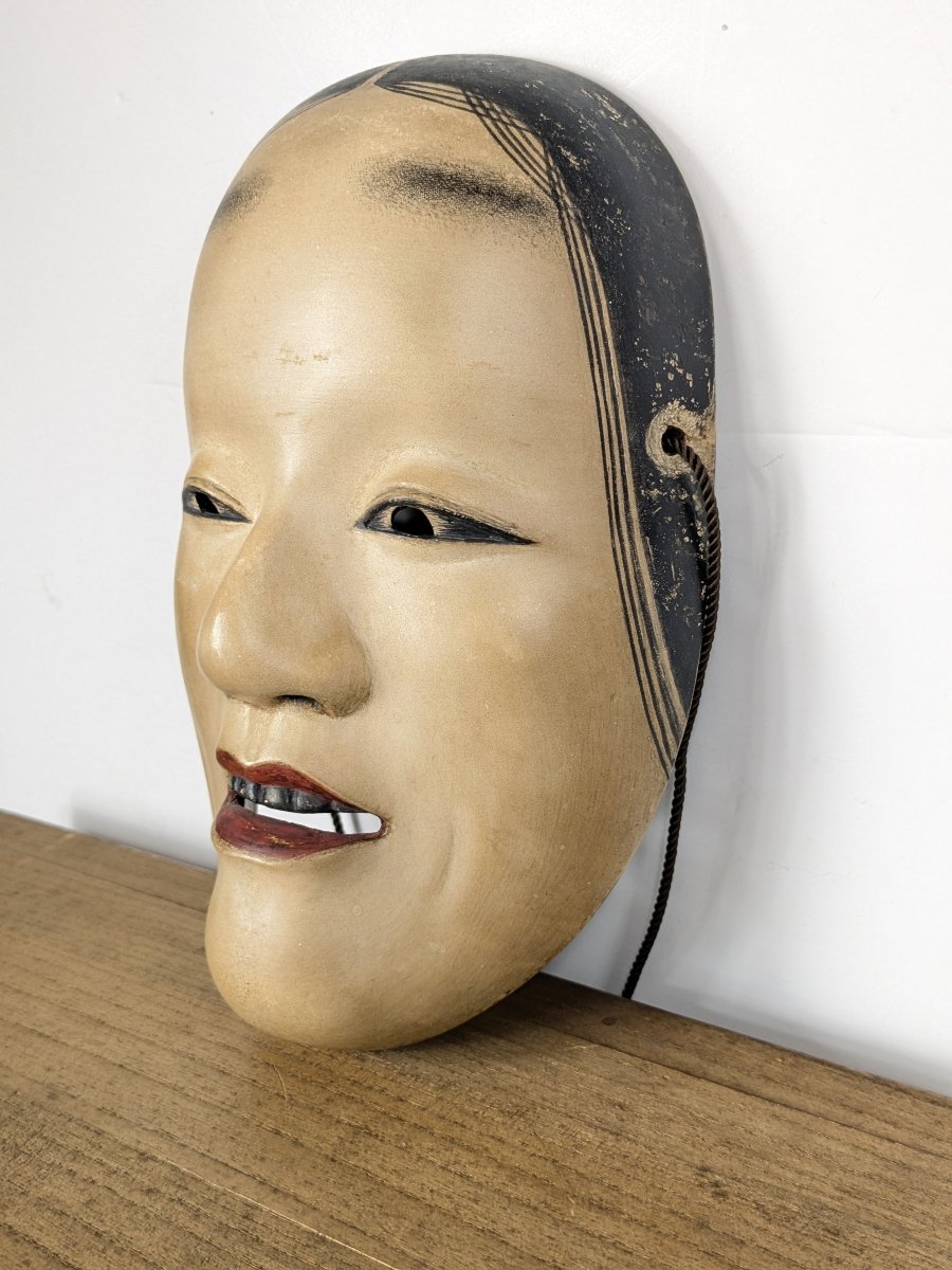Masque Noh - jeune femme (onna-men) – Japon, vers 1930-1950-photo-2