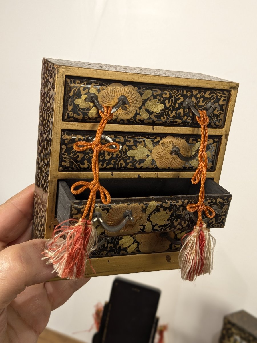 Mobilier de poupée Hina Matsuri Japon Taisho/Showa circa 1930 n°1-photo-4