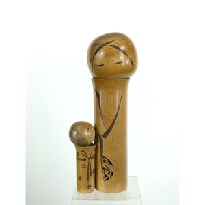 Mére et enfant - kokeshi par maître Kishi Sadao 1932-98