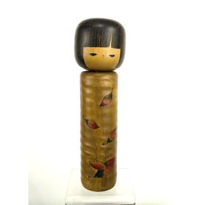 Kokeshi modéle feuilles d' Automne - O. Usaburo circa 1970 /n°2 ham 04 10 23 