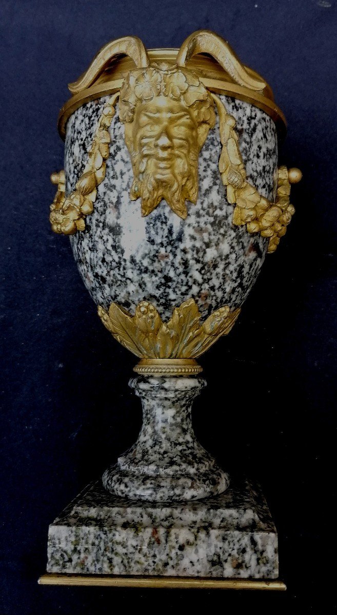 Pair Of Cassolettes In Granite And Bronzes Dorés - Epoque XIXeme --photo-3