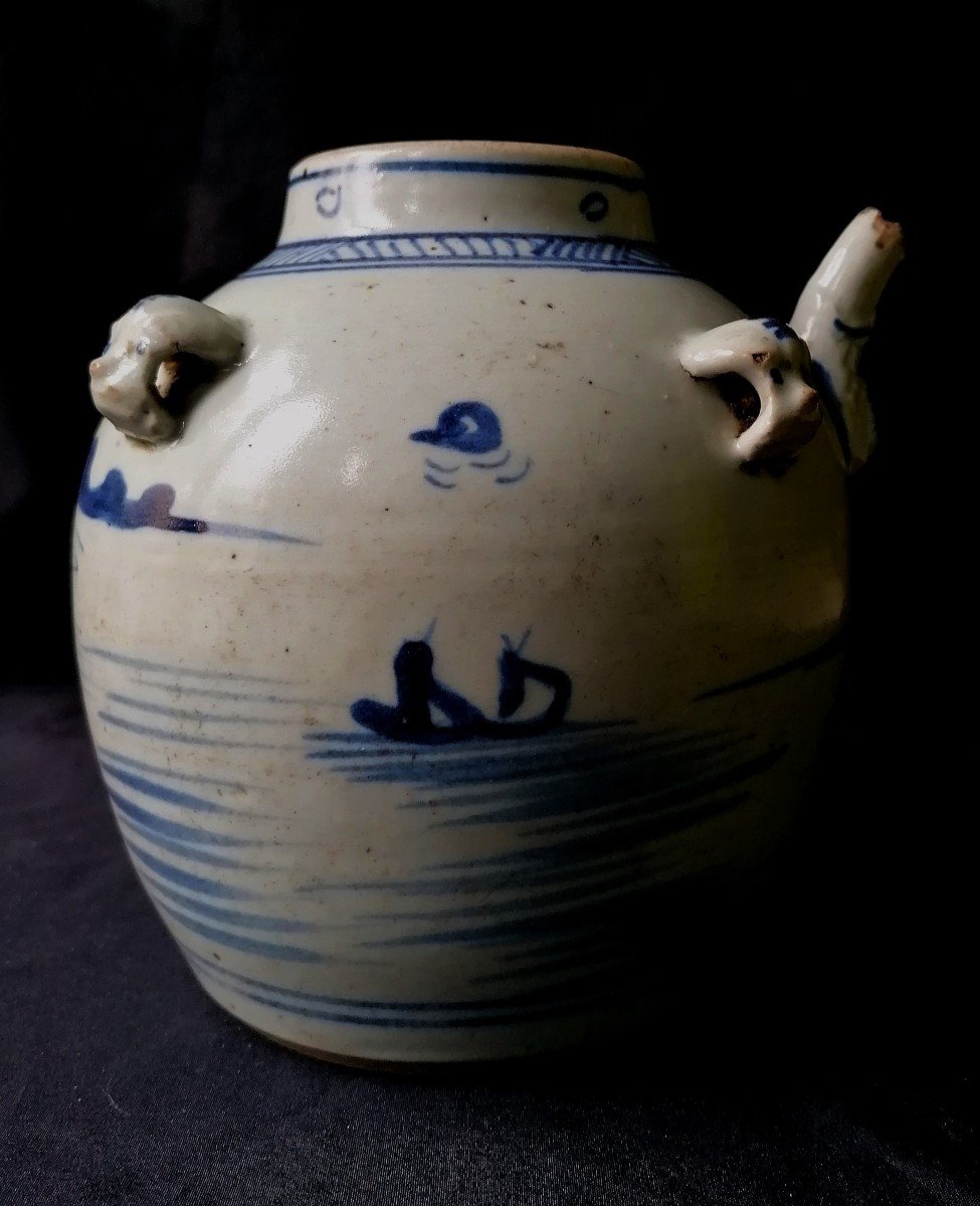 Chine-porcelaine Blanc-bleu - Pot A Vin - Décor Paysage Lacustre - XIX Eme Siècle --photo-1