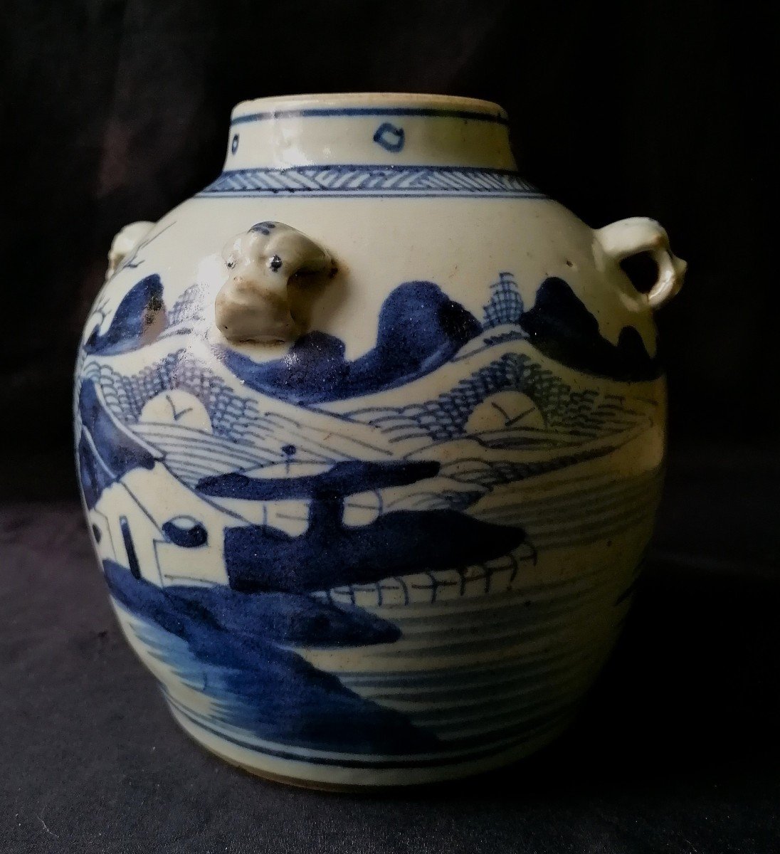 Chine-porcelaine Blanc-bleu - Pot A Vin - Décor Paysage Lacustre - XIX Eme Siècle --photo-2