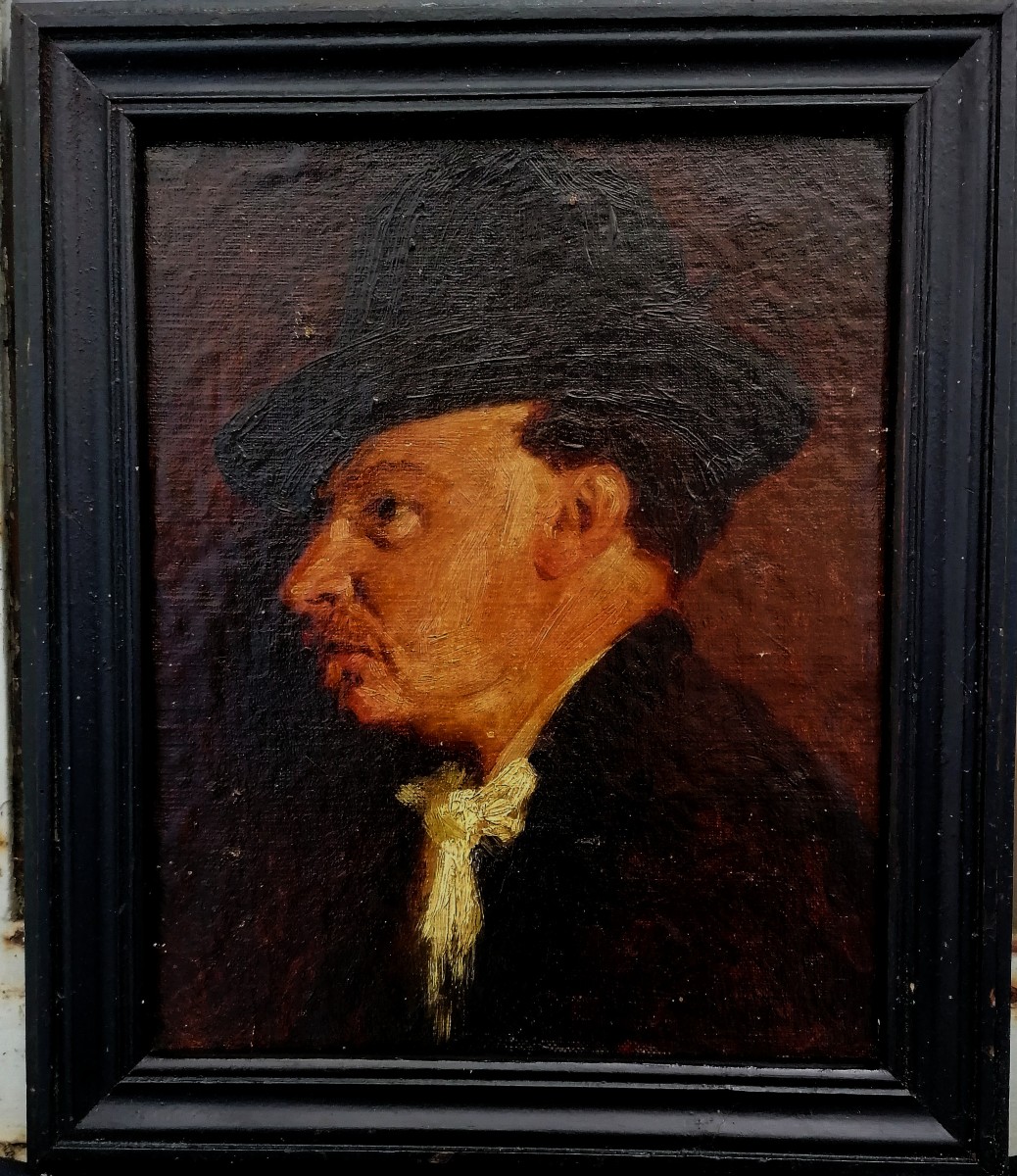 Oil On Canvas - Profile Portrait - Man With Hat And Tie - 19th Century -