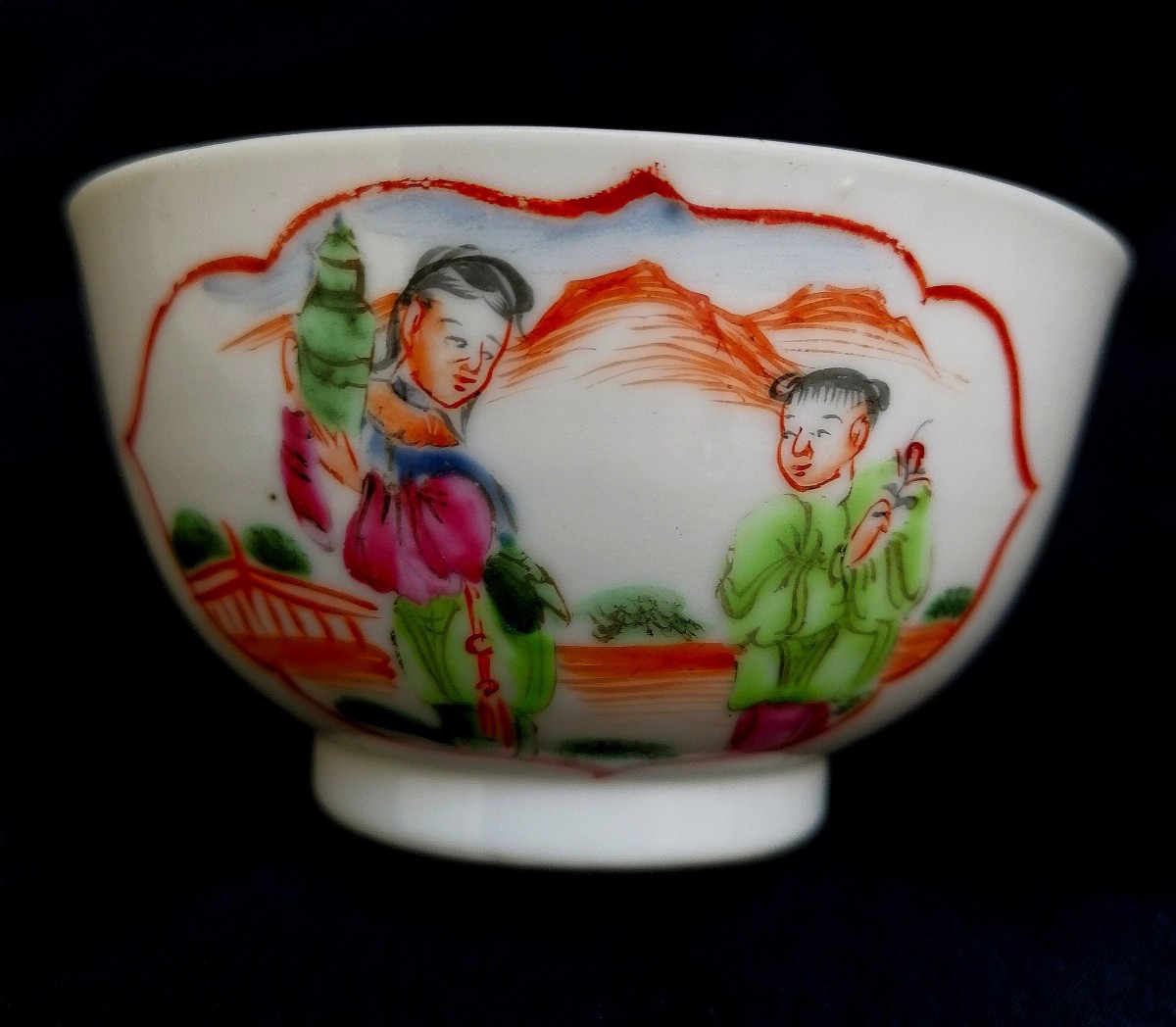 BOL ET COUPELLE - PORCELAINE DE CHINE - QIANLONG - XVIIIEME - SCENES ANIMEES DE PERSONNAGES --photo-4
