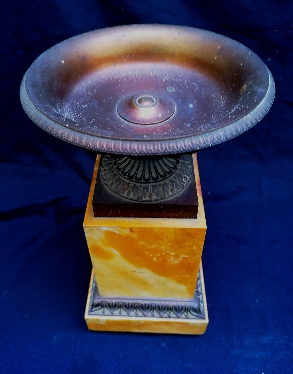 Pair Of Bronze And Sienna Marble Tazzas - Charles X Or Restoration Period - -photo-3