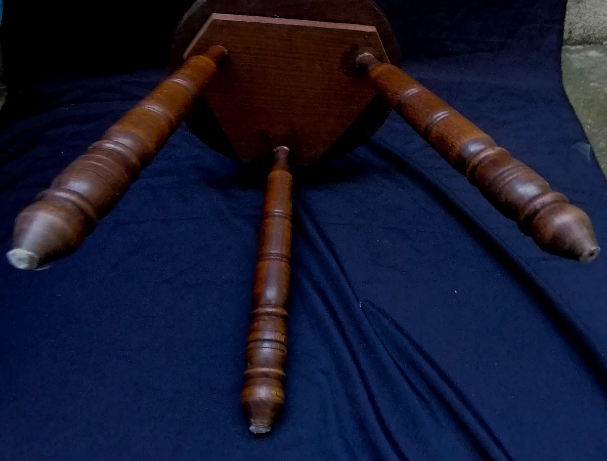 Pair Of Stools - Carved Oak - Made Or Attributed To Charles Dudouyt --photo-3
