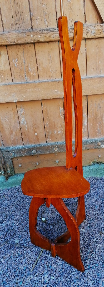 LAMPADAIRE ET TABLETTE - ART BRUTALISTE - BOIS - DESIGN - XXEME SIECLE - SCULPTURE ?-photo-1