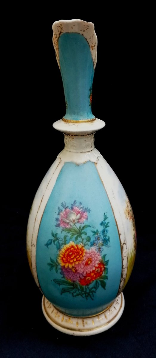 AIGUIERE EN PORCELAINE - DECORS DE SCENES GALANTES ET BOUQUETS DE FLEURS - FIN XIXEME --photo-4