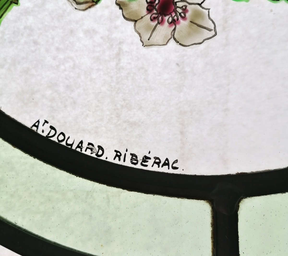 VITRAIL DE FORME RONDE - BRANCHE DE MURIER - ATELIER DOUARD A RIBERAC - XXEME --photo-4