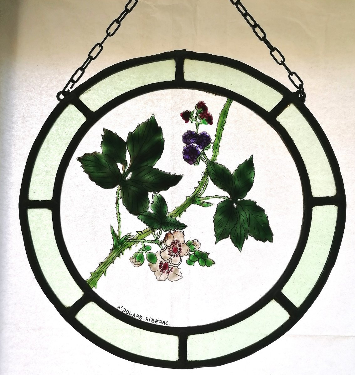 VITRAIL DE FORME RONDE - BRANCHE DE MURIER - ATELIER DOUARD A RIBERAC - XXEME -