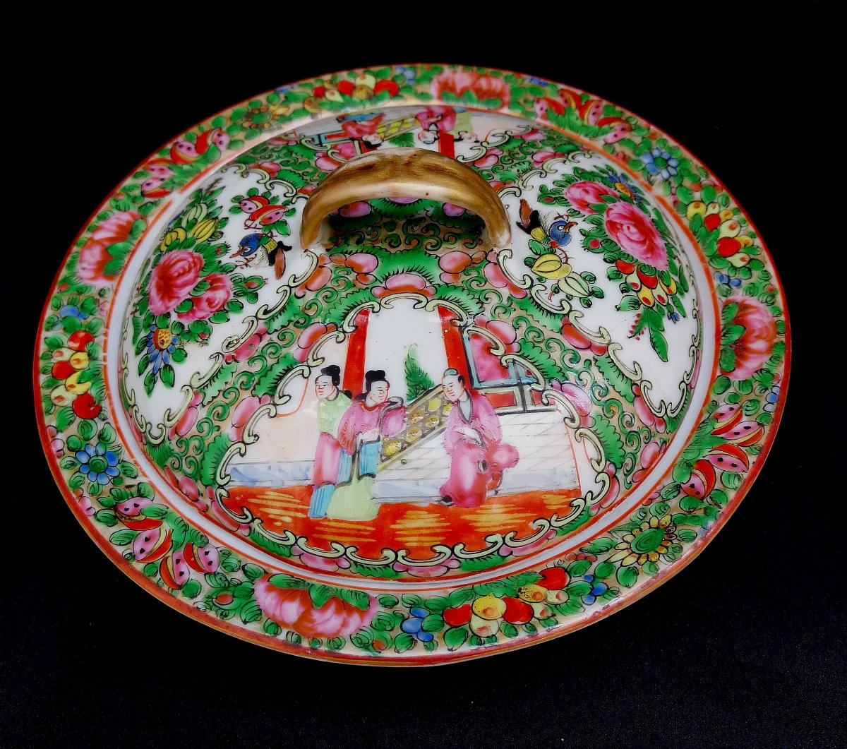 Canton Porcelain - Soup - Palace Scenes - Late 19th Century-