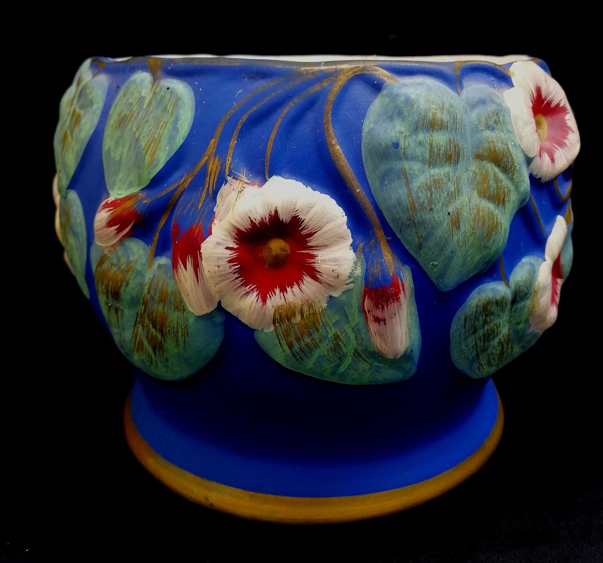 JARDINIERE EN BISCUIT D'EPOQUE ART NOUVEAU - DECOR DE FLEURS - DECOR PEINT NON EMAILLE - -photo-2