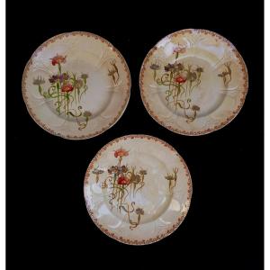 TROIS ASSIETTES EN TERRE DE FER - LONGWY NIELLES - ART NOUVEAU -