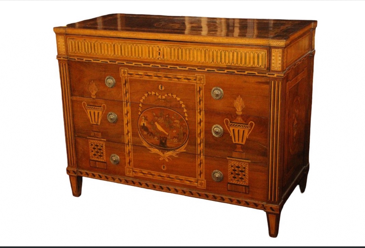 Commode de salon de Musique , entierement marqueté d'époque Louis XVI