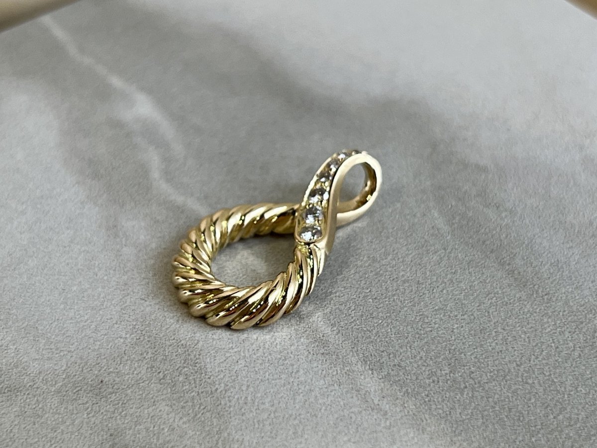 Pendentif Goutte en or jaune de 3 grammes et diamants pour 0,12 carat-photo-2