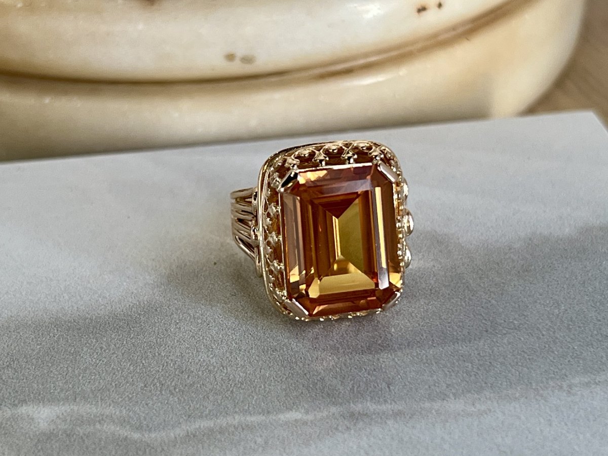 Rose Gold Ring With A 9.50 Carat Emerald-cut Citrine-photo-3