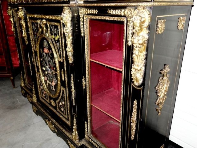 Napoléon III Three-door Dresser-photo-4