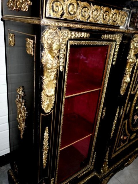 Napoléon III Three-door Dresser-photo-1
