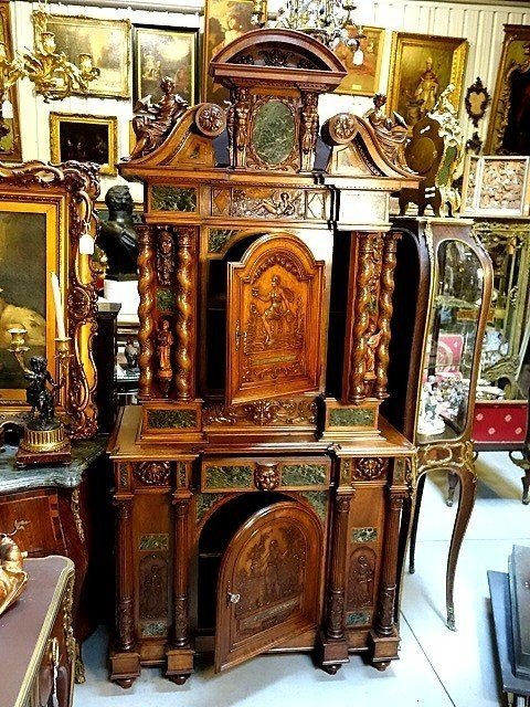 Renaissance Style Wallnut Cabinet-photo-3