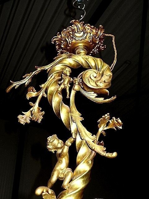 Rococo-style Chandelier With Cupids-photo-2