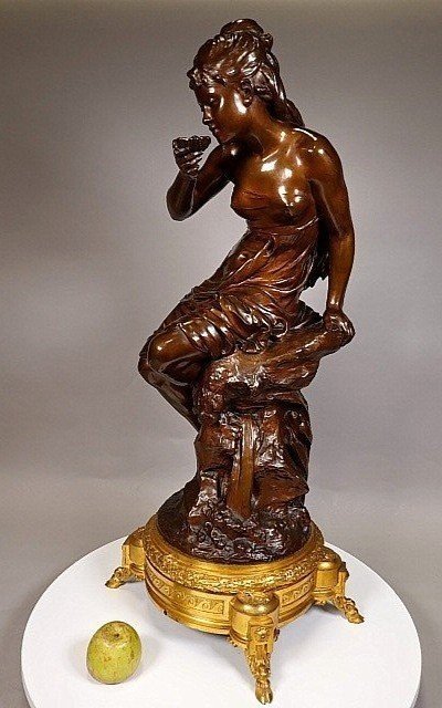 Sculpture en bronze par Mathurin Moreau -photo-1