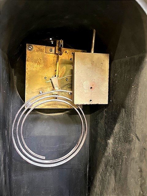 Pendule et sa gaine de style Louis XV -photo-7