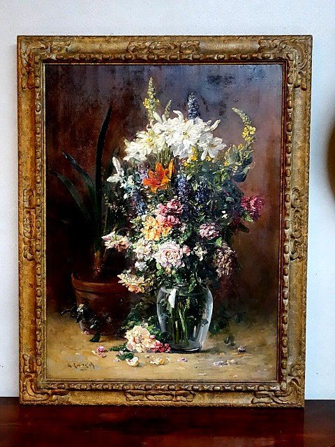 Painting Depicting A Bouquet Of Flowers-photo-3