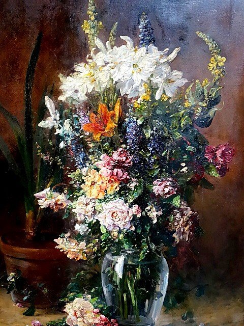 Painting Depicting A Bouquet Of Flowers-photo-4