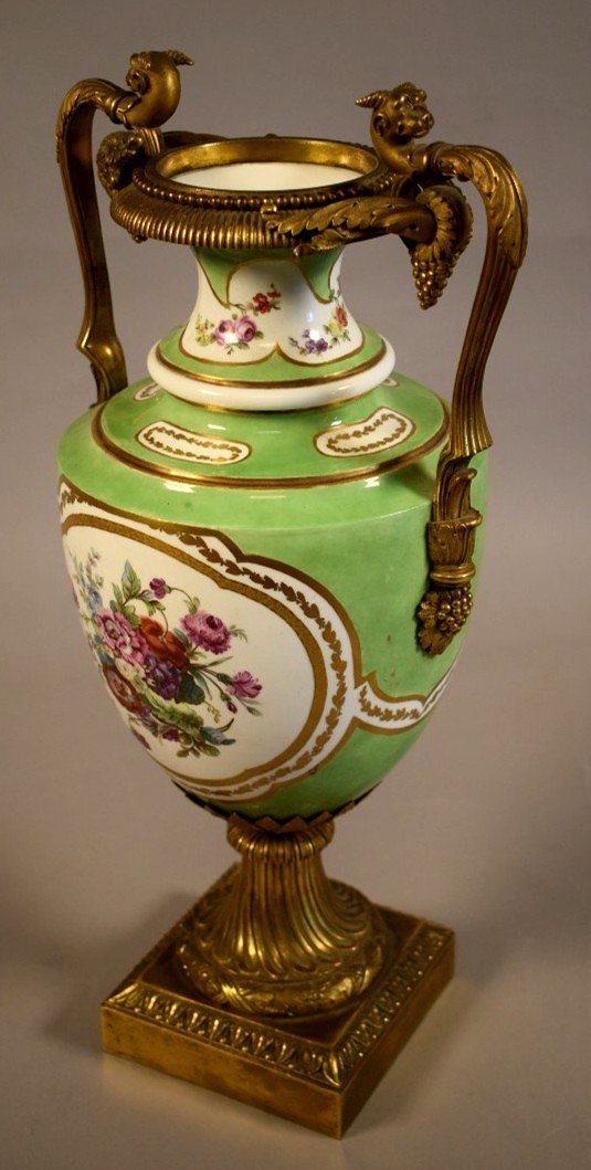 Porcelain And Gilded Bronze Vase-photo-2